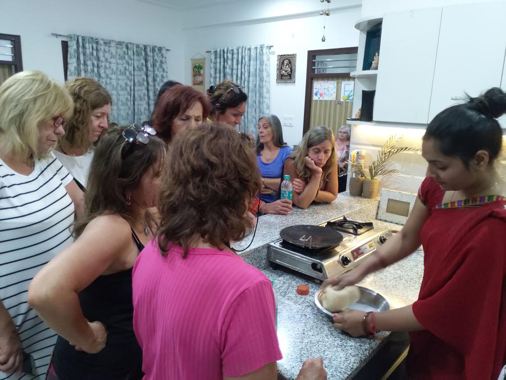 Authentic Cooking Class & Taj Mahal tour