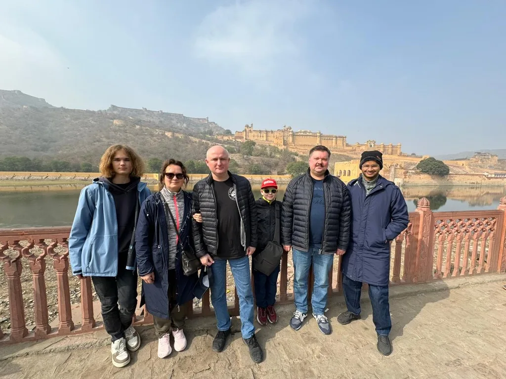 From Delhi: Private Exclusive Jaipur City Tour by Car