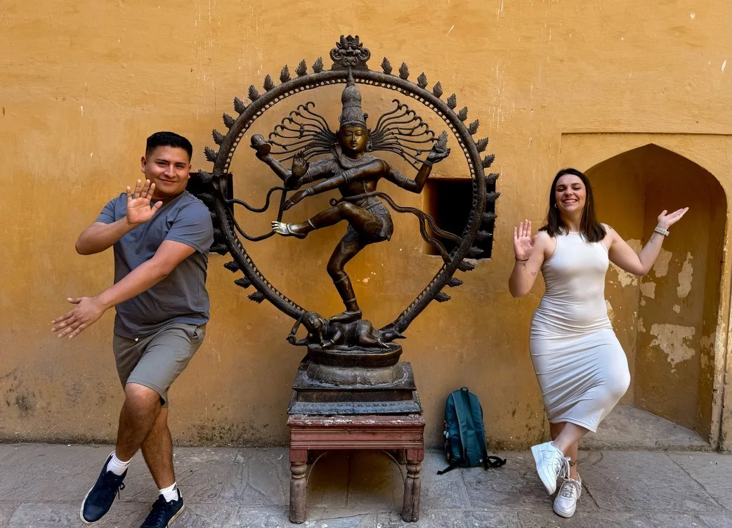 Taj to Royalty: Agra & Jaipur
